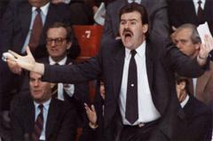 burns_habs (WinCE) Pat Burns, seen here as coach of the Montreal Canadiens, reacts to a referee's call. (1989)